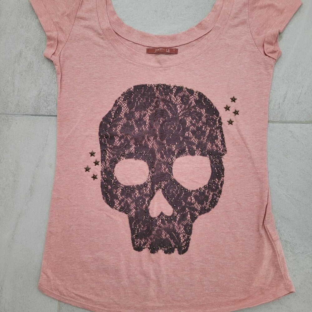 Skull T-shirt Size Large